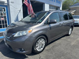 Used 2015 Toyota Sienna XLE Premium image 3