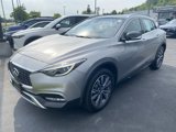 Used 2017 INFINITI QX30 Premium w/ Navigation Package image 4