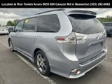 Used 2013 Toyota Sienna SE image 3
