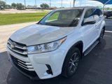 Used 2019 Toyota Highlander LE image 3