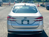 Used 2017 Ford Fusion SE image 5