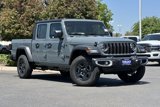 New 2025 Jeep Gladiator Sport image 2
