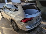 Used 2020 Volkswagen Tiguan SE w/ Panoramic Sunroof Package image 5
