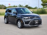 Used 2023 Kia Soul LX image 3