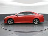 Used 2013 Toyota Camry SE image 4