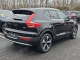 New 2025 Volvo XC40 B5 Core w/ Climate Package image 2