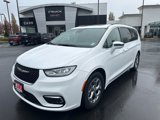 Used 2022 Chrysler Pacifica Limited image 2