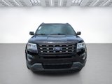 Used 2017 Ford Explorer XLT w/ Equipment Group 202A image 3