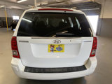 Used 2007 Hyundai Entourage GLS image 5