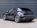 Used 2025 Porsche Macan Electric image 3