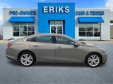 Used 2017 Chevrolet Malibu Premier w/ Driver Confidence Package image 5