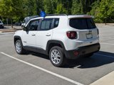 Used 2022 Jeep Renegade Latitude w/ Sun/Sound Group image 6