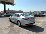 Used 2015 Ford Fusion SE image 5
