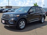 Certified 2022 Ford Explorer XLT w/ Equipment Group 202A image 3