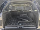 Used 2024 Land Rover Discovery Dynamic SE image 6