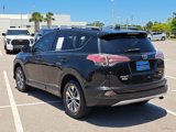 Used 2017 Toyota RAV4 XLE image 4