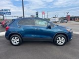 Used 2020 Chevrolet Trax LT w/ LT Convenience Package image 2