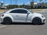 Used 2018 Volkswagen Beetle 2.0T SE w/ SE Premium Package image 3
