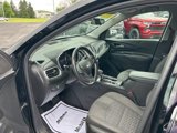 Used 2022 Chevrolet Equinox LT image 2