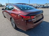 Used 2024 Nissan Altima 2.5 SV image 5