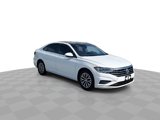 Used 2019 Volkswagen Jetta SE image 2