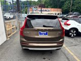 Used 2016 Volvo XC90 T6 Momentum w/ Momentum Plus Package image 5