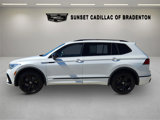 Used 2023 Volkswagen Tiguan SE R-Line image 4