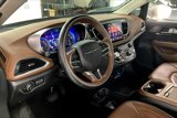 Used 2017 Chrysler Pacifica Limited w/ UConnect Theater Package image 2
