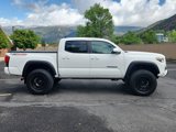 Used 2019 Toyota Tacoma TRD Off-Road image 2