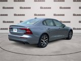 Used 2020 Volvo S60 T5 Momentum image 5