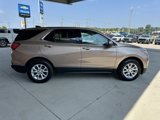 Used 2019 Chevrolet Equinox LT w/ Driver Convenience Package image 4