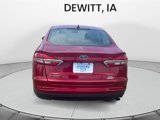 Used 2020 Ford Fusion SE image 4