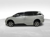 Used 2014 Toyota Sienna SE image 3