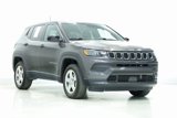 Used 2023 Jeep Compass Sport image 3