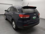 Used 2016 Kia Sorento LX image 5