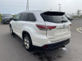 Used 2016 Toyota Highlander Limited image 3