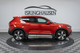Used 2021 Volvo XC40 T5 Momentum image 4