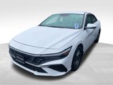 Used 2024 Hyundai Elantra Blue image 5