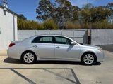 Used 2011 Toyota Avalon Limited image 5
