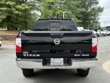 Used 2017 Nissan Titan SV image 3