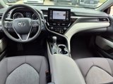 Used 2021 Toyota Camry LE image 5
