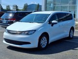 Used 2022 Chrysler Voyager LX image 2