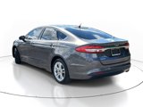 Used 2018 Ford Fusion SE w/ Fusion SE Technology Package image 4