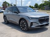 New 2025 Lincoln Nautilus Reserve image 3