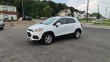 Used 2022 Chevrolet Trax LT w/ LT Convenience Package image 5