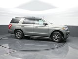 Used 2019 Ford Expedition XLT image 3