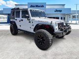 Used 2018 Jeep Wrangler Unlimited Rubicon w/ Connectivity Group image 2