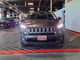 Used 2016 Jeep Cherokee Latitude image 2