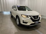 Used 2018 Nissan Rogue SV image 2