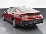 Certified 2025 Hyundai Elantra SE image 5